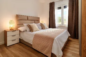 Mali Rat Villa with Heated Pool and Sea View