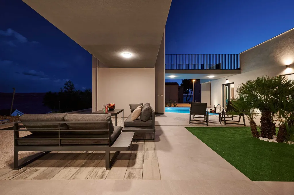 Mali Rat Villa with Heated Pool and Sea View
