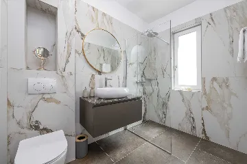 4-Bedroom Villa in Zaton for up to 10 Guests