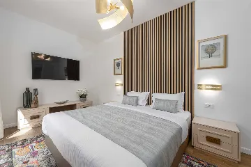 4-Bedroom Villa in Zaton for up to 10 Guests