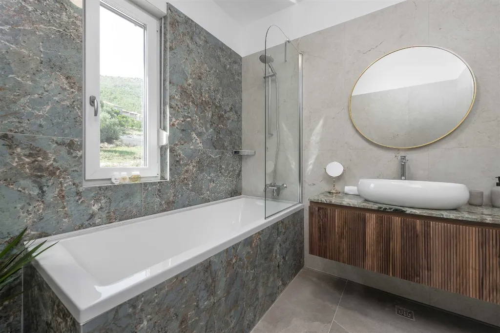 4-Bedroom Villa in Zaton for up to 10 Guests
