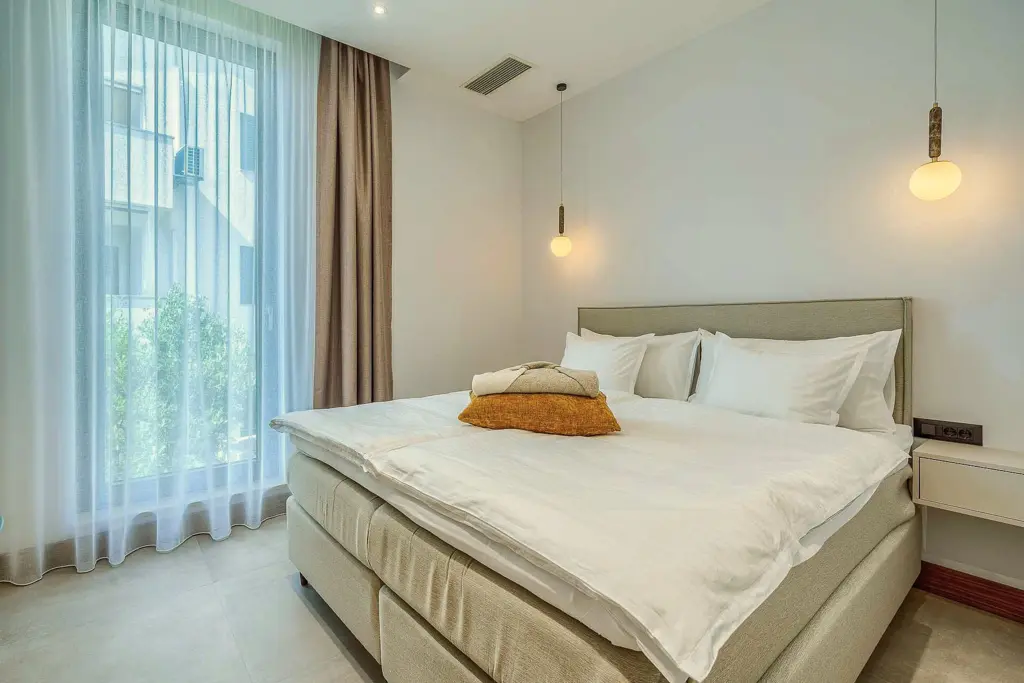 5-Bedroom Villa in Zatoglav with Heated Pool