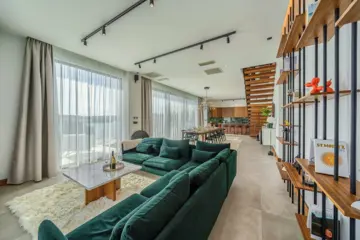 5-Bedroom Villa in Zatoglav with Heated Pool