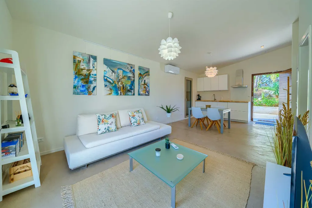 Bobovisca 4-Bedroom Villa for Up to 8 Guests
