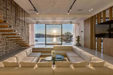 3-Bedroom Villa with Private Heated Pool in Zatoglav