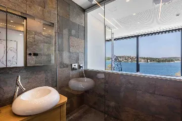 3-Bedroom Villa with Private Heated Pool in Zatoglav