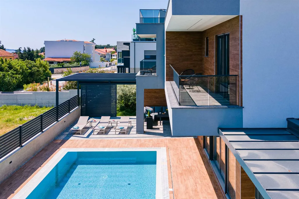 Villa in Fažana with Private Pool for 8 Guests