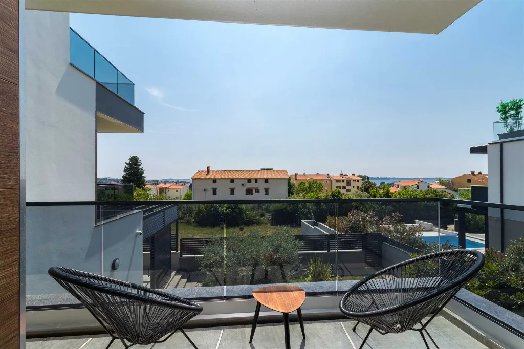 Villa in Fažana with Private Pool for 8 Guests