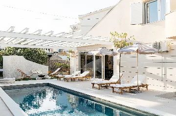 Architect-Designed Villa for 8 in Murter, Croatia