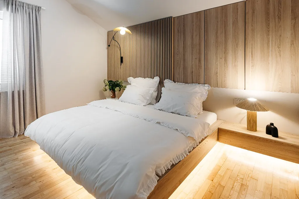 Architect-Designed Villa for 8 in Murter, Croatia