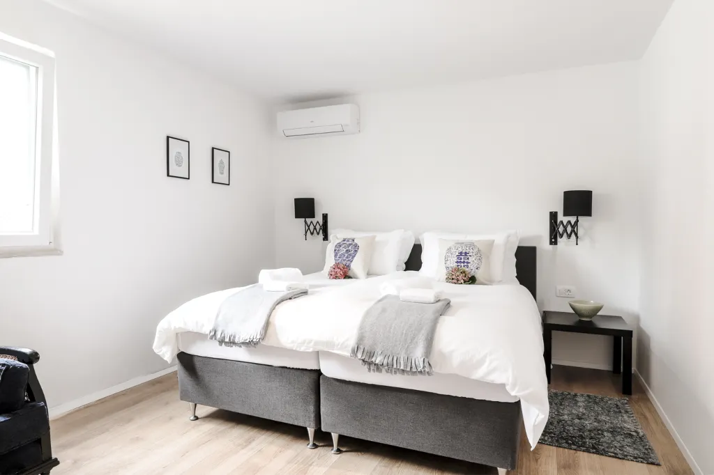 3-Bedroom Villa in Selca, Brač for 6 Guests