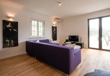 3-Bedroom Villa in Selca, Brač for 6 Guests