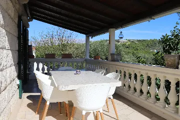 3-Bedroom Villa in Selca, Brač for 6 Guests