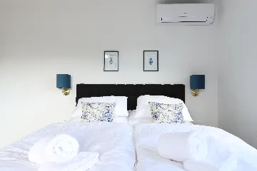 3-Bedroom Villa in Selca, Brač for 6 Guests