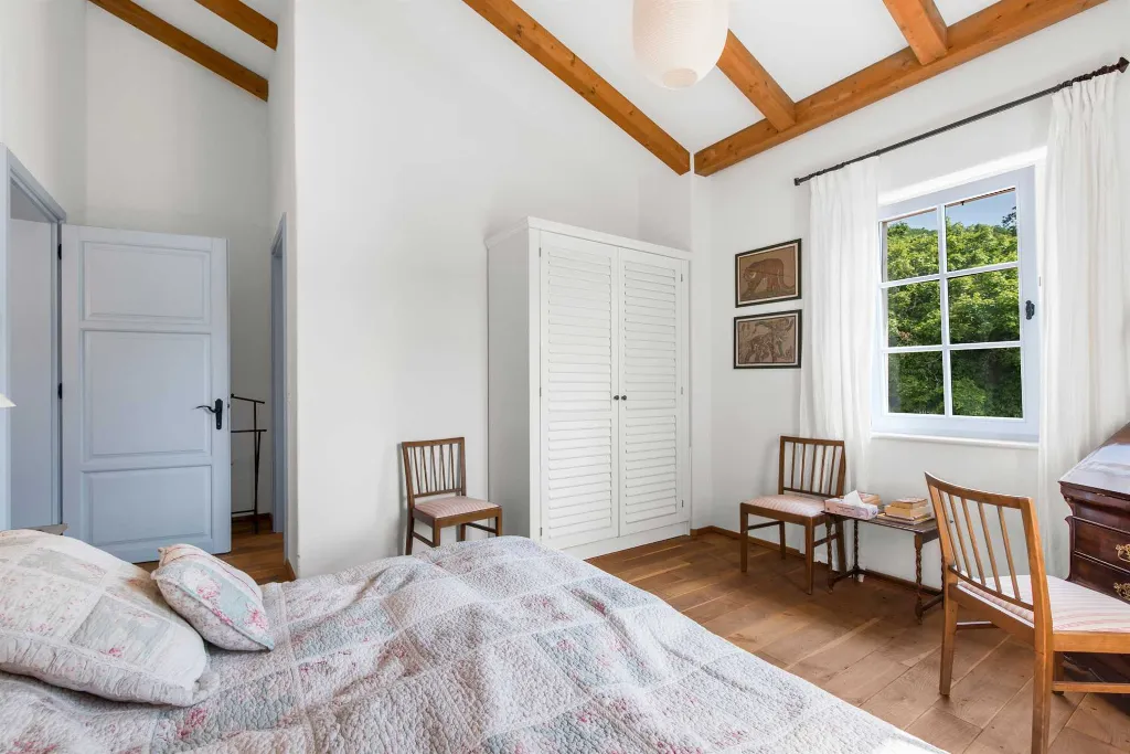 Istrian Countryside Villa in Buje (Up to 12 Guests)