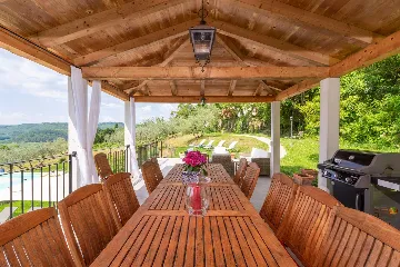 Istrian Countryside Villa in Buje (Up to 12 Guests)