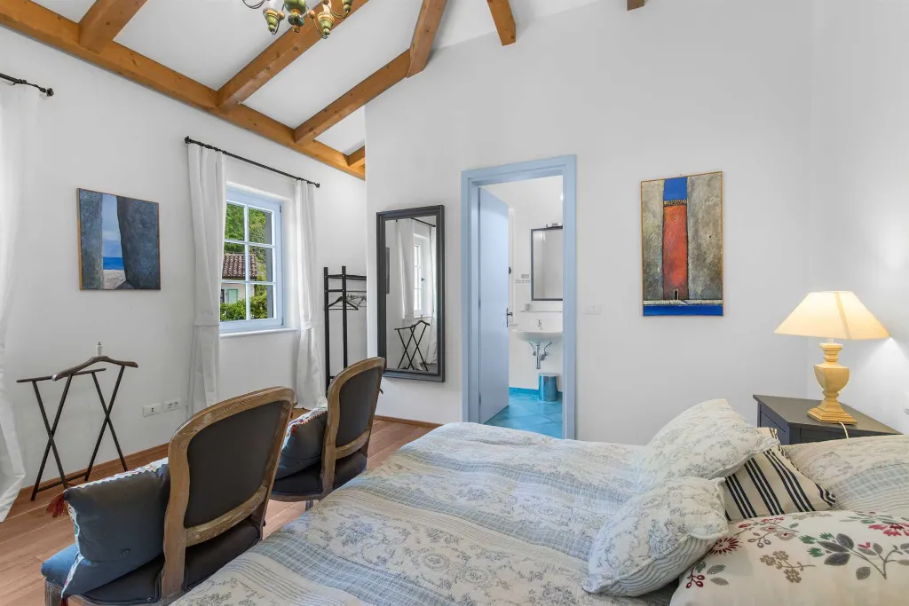 Istrian Countryside Villa in Buje (Up to 12 Guests)