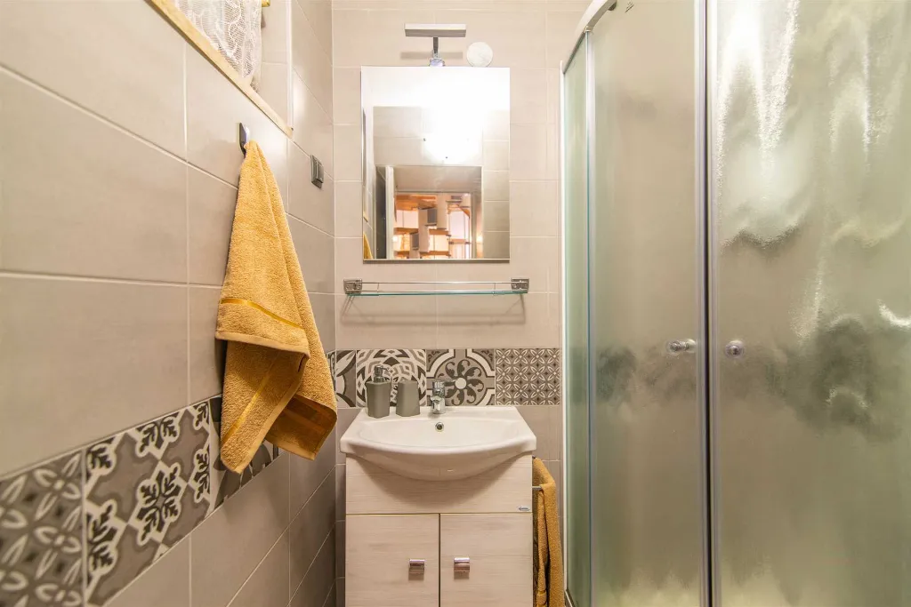3-Bedroom Villa in Rakalj for 6 Guests