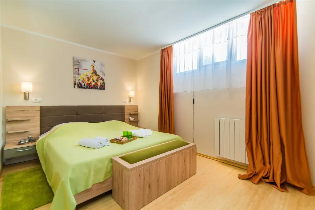 Villa in Rovinj for 12 Guests with Pool