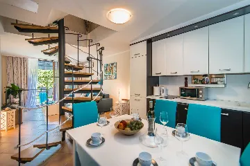 Villa in Rovinj for 12 Guests with Pool