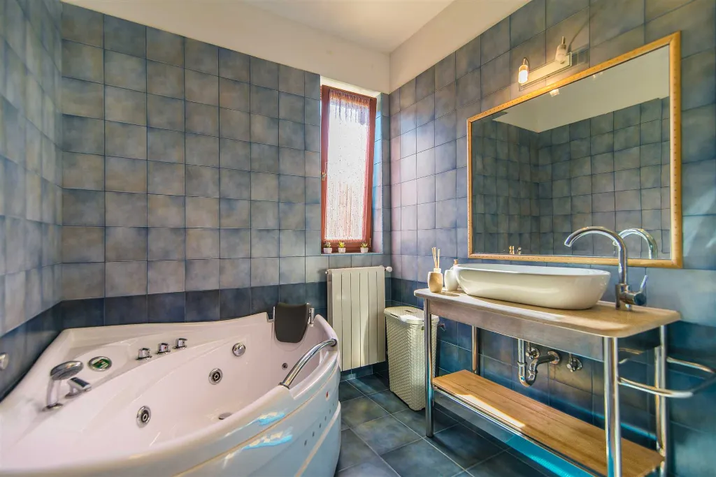 Villa in Rovinj for 12 Guests with Pool