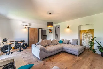 Svetivincenat Villa for 14 with Pool & BBQ