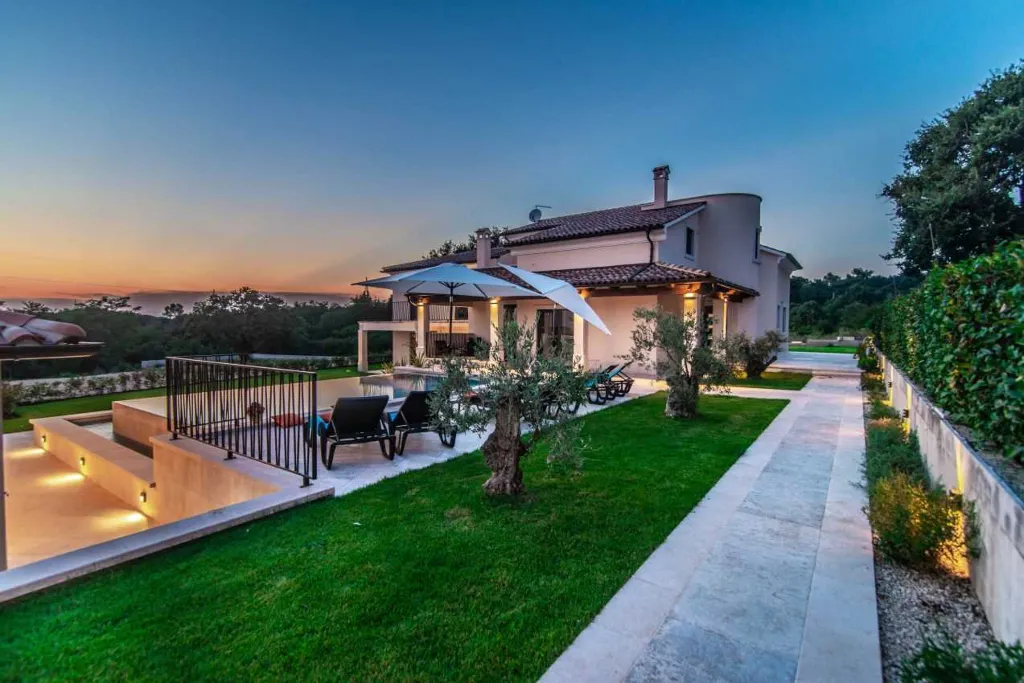 Svetivincenat Villa for 14 with Pool & BBQ