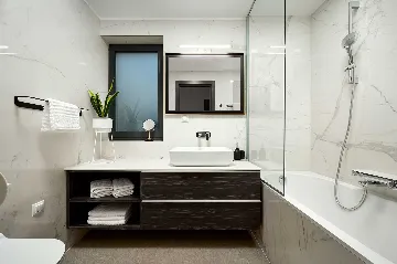 Sućuraj 4-Bedroom Villa with Heated Pool & Sea View