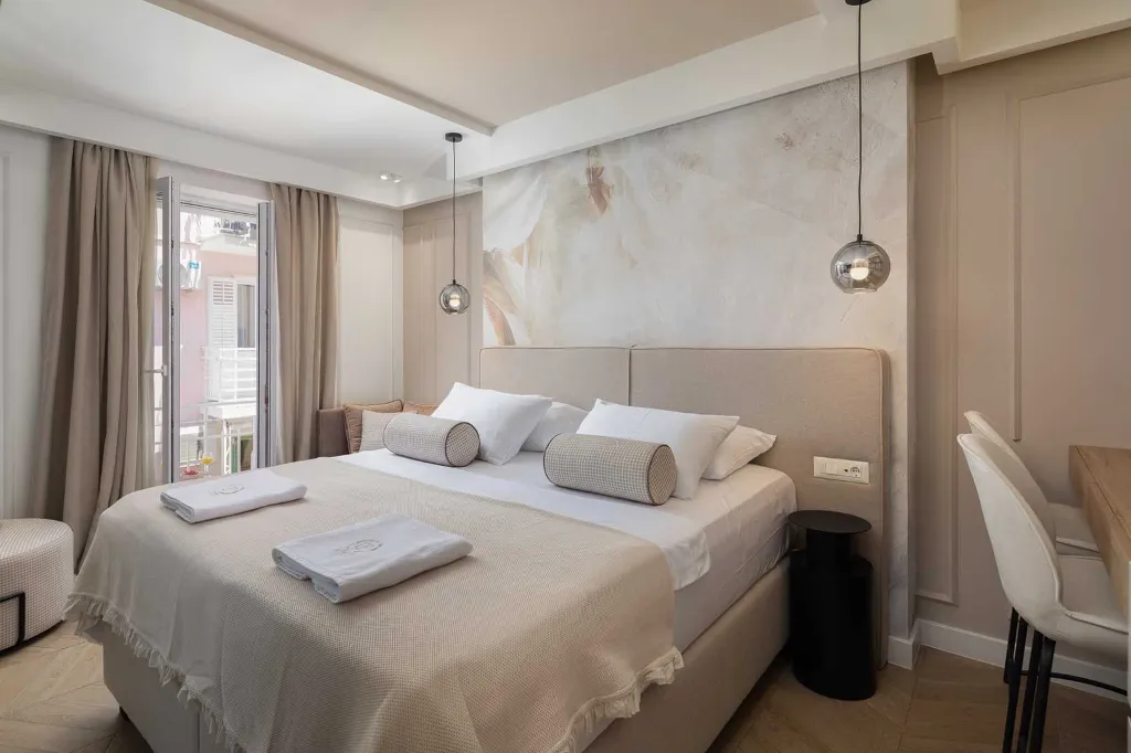 Air-Conditioned Double Room with City Views in Split