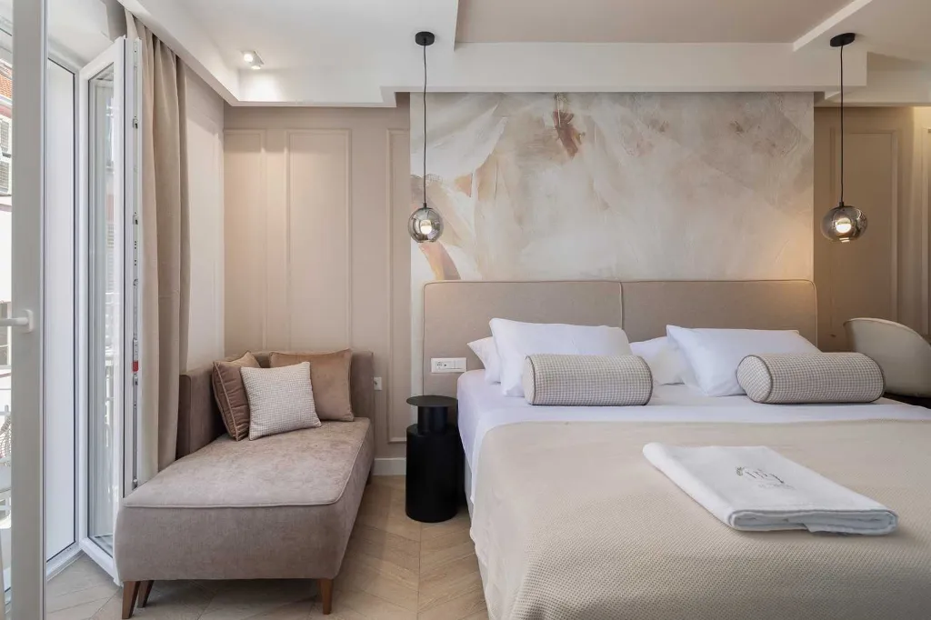 Air-Conditioned Double Room with City Views in Split