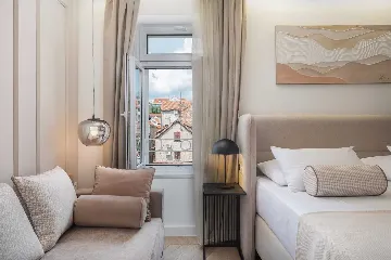 Room for Two in Split with Walk-in Shower