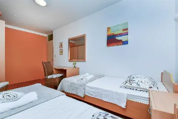 3-Bedroom Apartment with Sea Views, Split