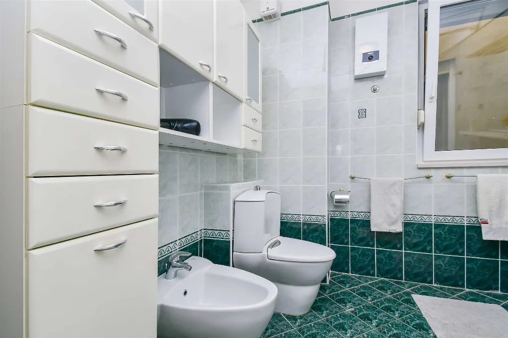 3-Bedroom Apartment with Sea Views, Split