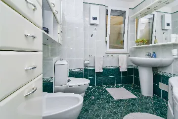 3-Bedroom Apartment with Sea Views, Split