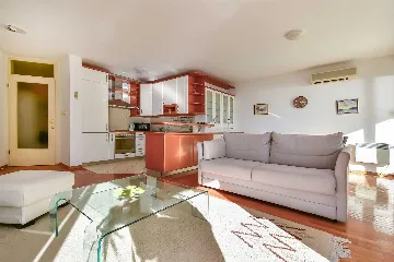 3-Bedroom Apartment with Sea Views, Split