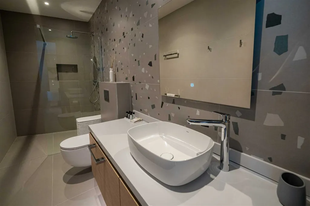 Modern 4-Bedroom Villa in Žrnovo for 8 Guests