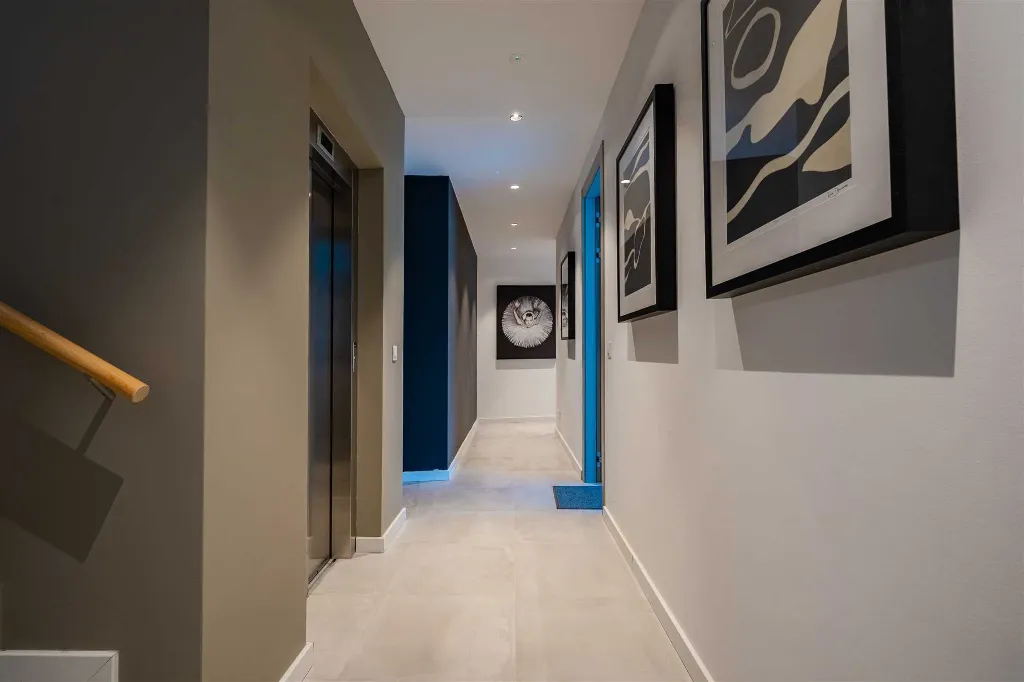 Modern 4-Bedroom Villa in Žrnovo for 8 Guests