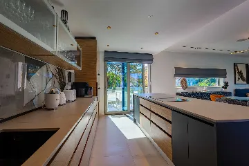 Modern 4-Bedroom Villa in Žrnovo for 8 Guests