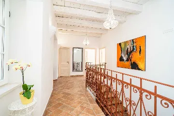 4-Bedroom Villa in Molunat with Private Beach