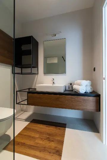 Novalja 4-Bedroom Villa for Up to 10 Guests