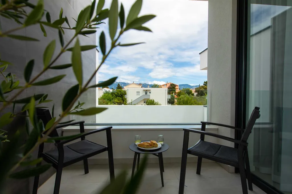 Novalja 4-Bedroom Villa for Up to 10 Guests