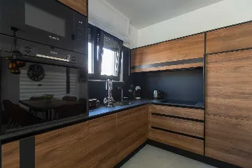 Novalja 4-Bedroom Villa for Up to 10 Guests