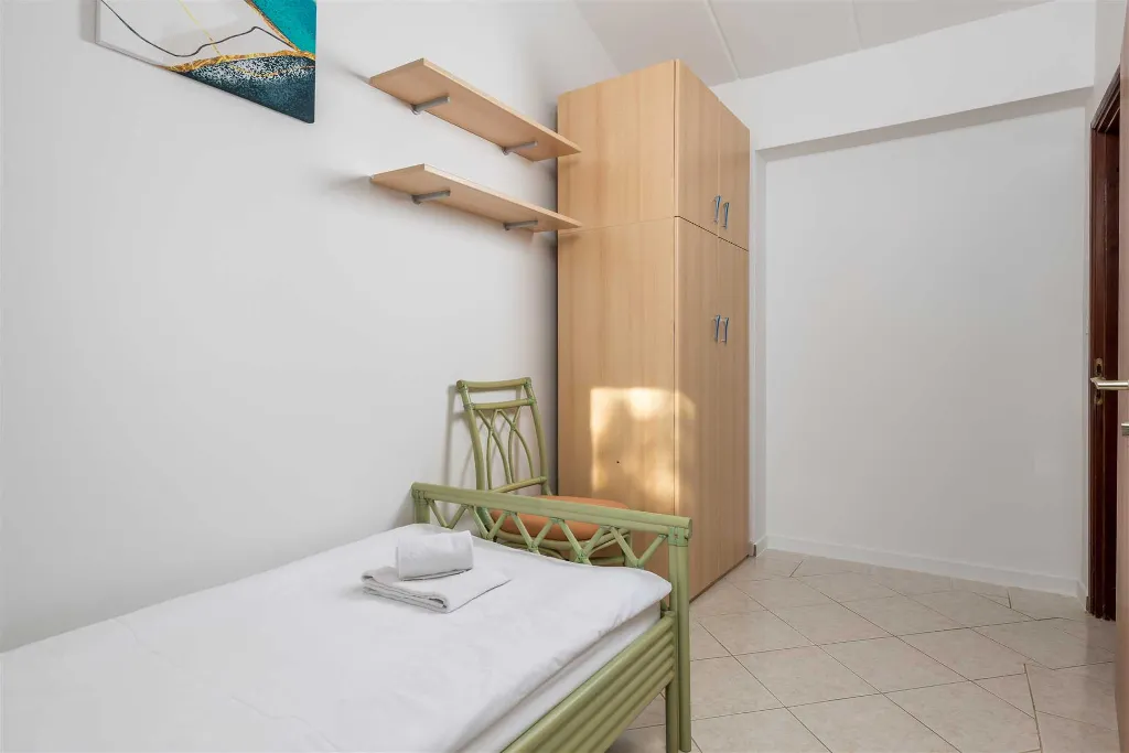 Barbariga 2-Bedroom Apartment for Up to 4 Guests