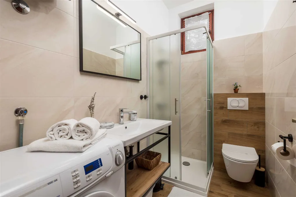 Barbariga 2-Bedroom Apartment for Up to 4 Guests