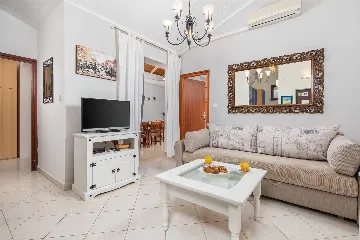 Barbariga 2-Bedroom Apartment for Up to 4 Guests