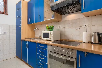 Barbariga 2-Bedroom Apartment for Up to 4 Guests