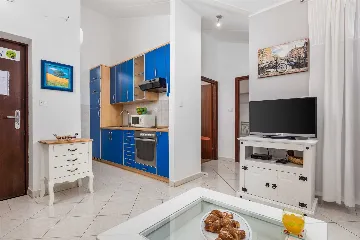 Barbariga 2-Bedroom Apartment for Up to 4 Guests