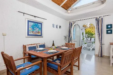 Barbariga 2-Bedroom Apartment for Up to 4 Guests