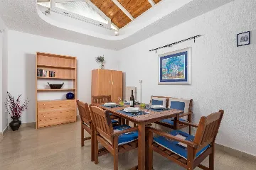 Barbariga 2-Bedroom Apartment for Up to 4 Guests