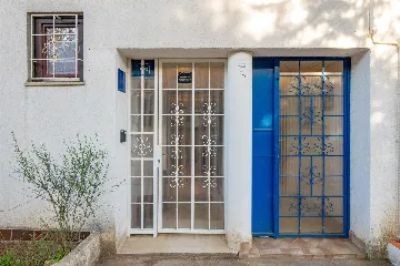 Barbariga 2-Bedroom Apartment for Up to 4 Guests